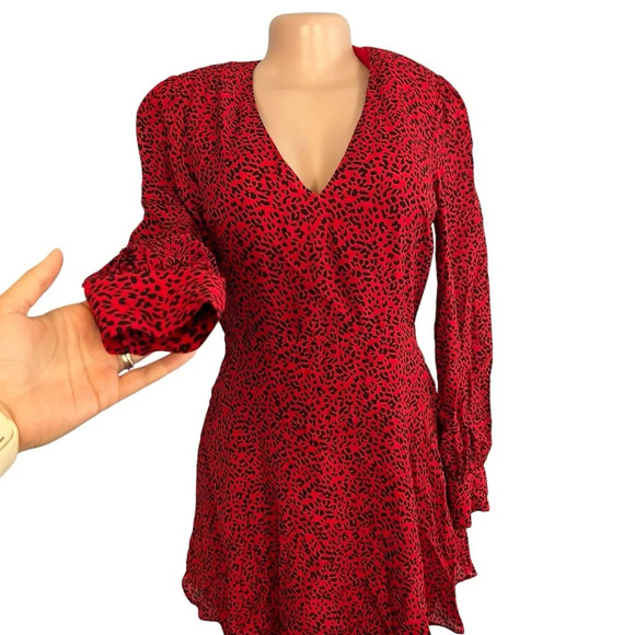 Alice and Olivia Polly Leopard Print Fit-and-Flare Dress - Picture 4 of 10